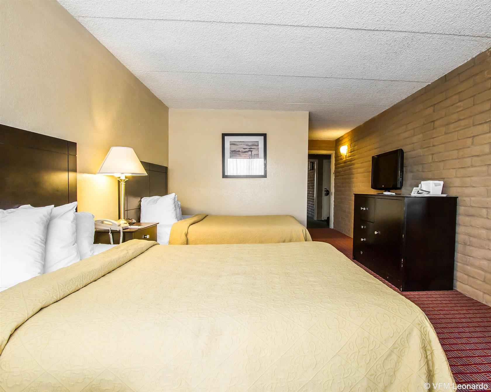 Hotel Quality Near Ft Huachuca 2*